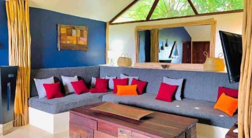Bamboojam Villa ลาสแตร์เรนาส ภายนอก รูปภาพ